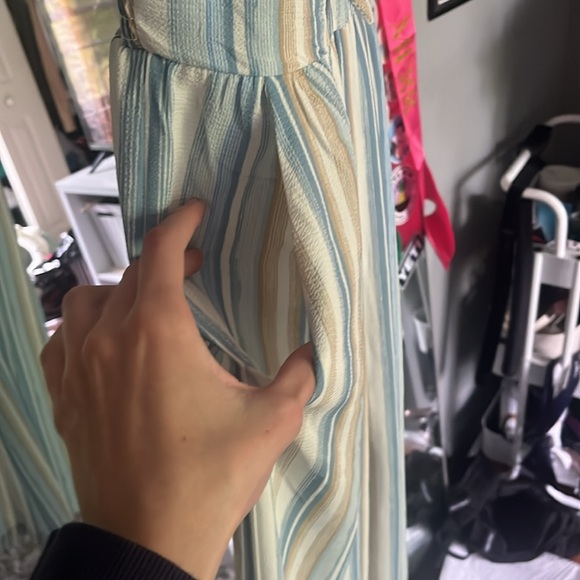 blue and beige capris jumpsuit - Picture 4 of 4